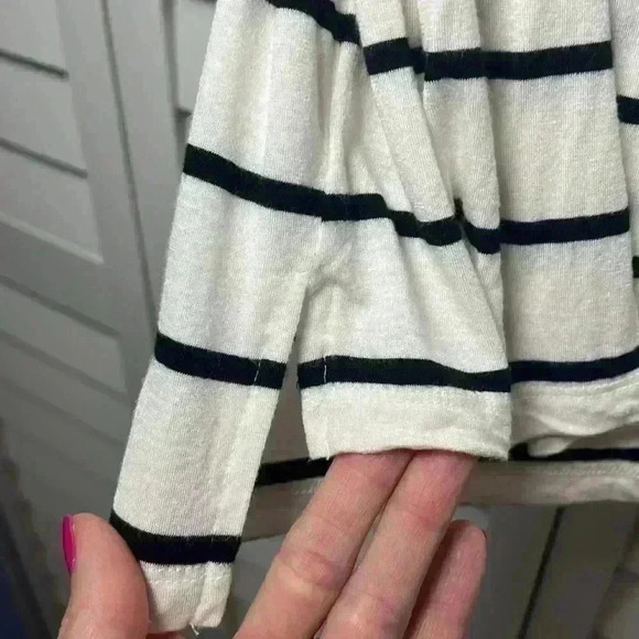 Halogen Scoop Neck Striped Tee Size Small Black & White - Picture 3 of 6
